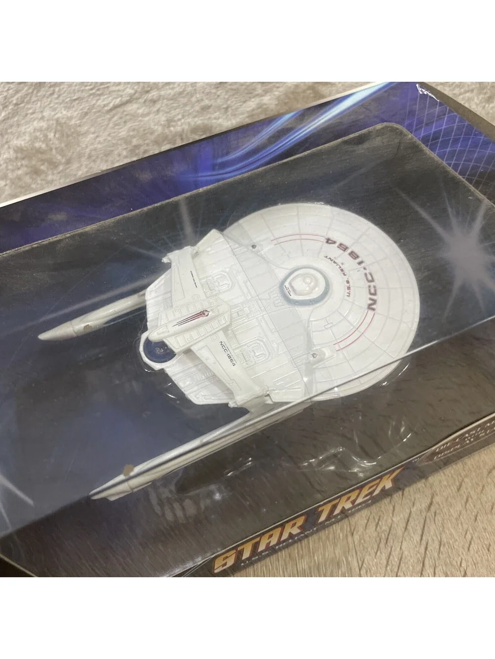 HOT WHEELS STAR TREK U.S.S. RELIANT NCC-1864 DIE-CAST W/ STAND *NEW*